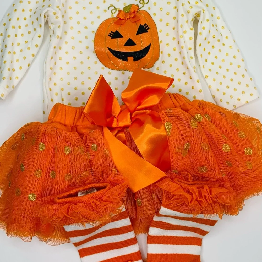 🧸3 for $19🧸 Baby Essentials, Pumpkin 3 months old costume - Picture 4 of 6